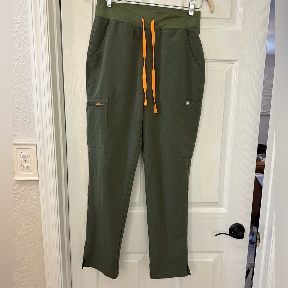 Figs pants, army green, medium
